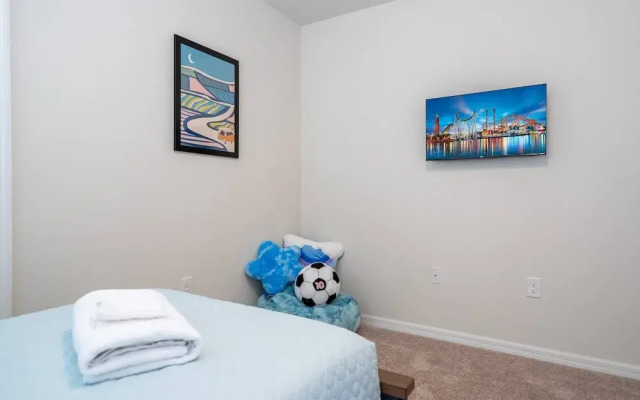 Windsor Cay 7BR Water Park Free