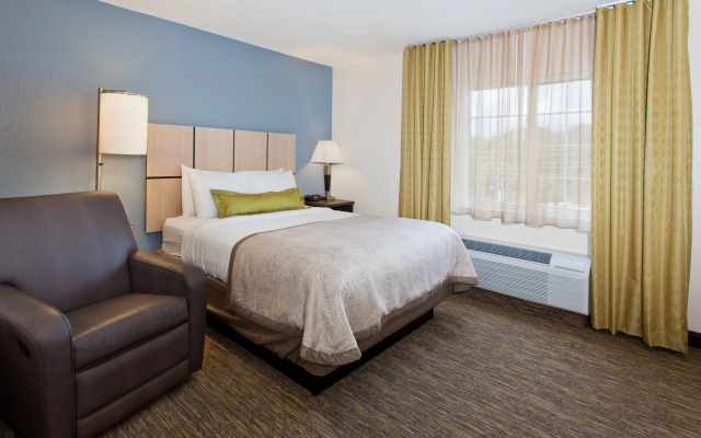 Sonesta Simply Suites Huntsville Research Park