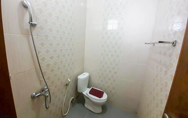 RedDoorz near Jalan Kolonel Haji Burlian Palembang