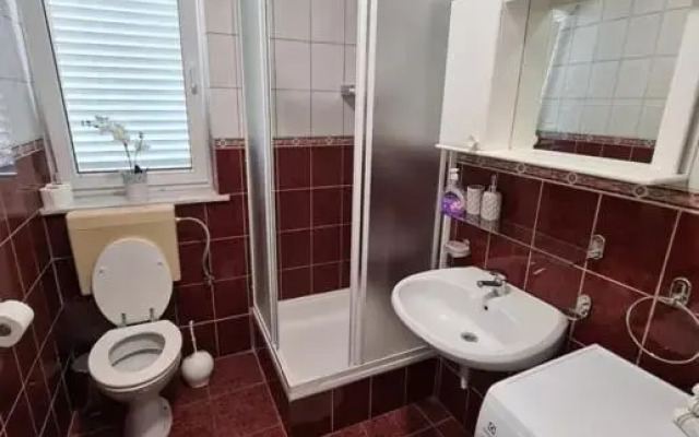 Tara I Ela
