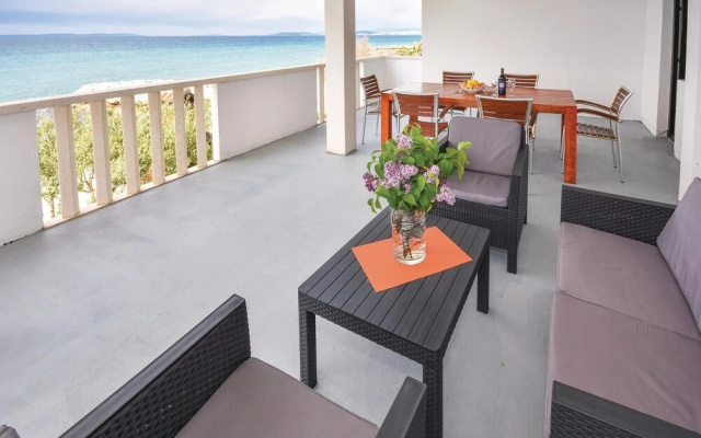 Amazing Home in Podstrana With Wifi and 2 Bedrooms