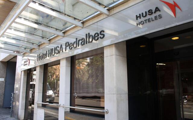 Отель Husa Pedralbes Испания, Барселона - отзывы, цены и фото номеров - забронировать отель Husa Pedralbes онлайн вид на фасад