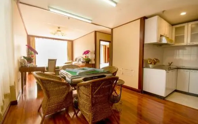 Yicheng Business Hotel