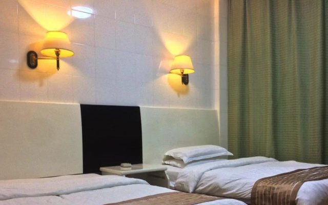 Hua Xing Hotel