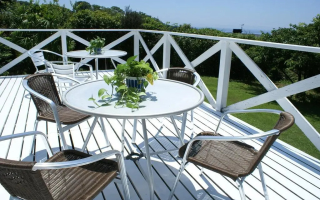 Yugawara Bay Mandarin House