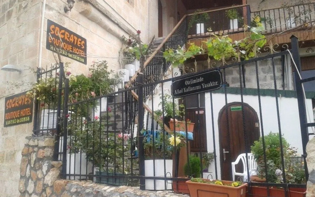 Halfeti Socrates Antik Konukevleri