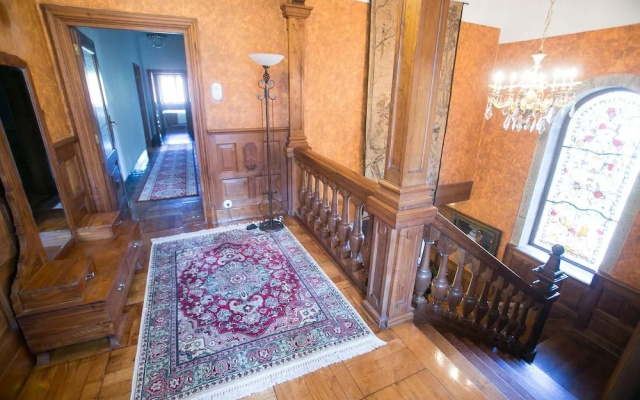 Casa Lois