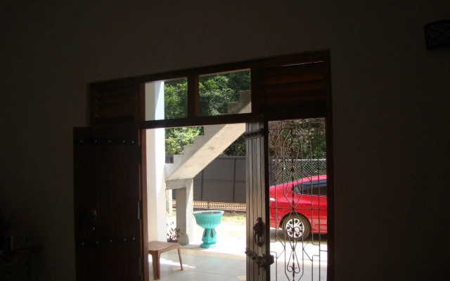 Priyanna Guest, Polonnaruwa