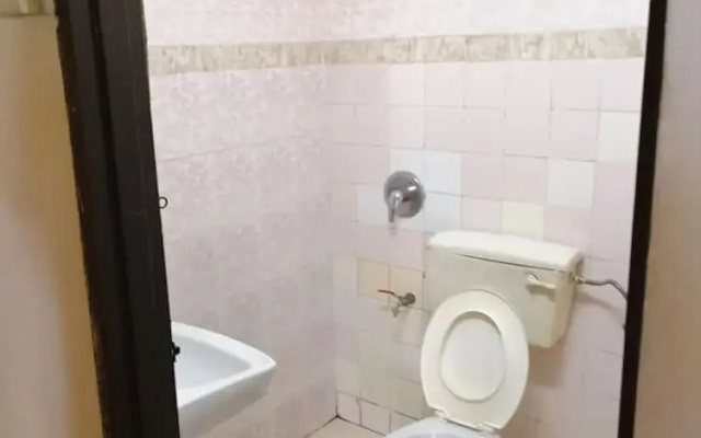 Pkb Hotel