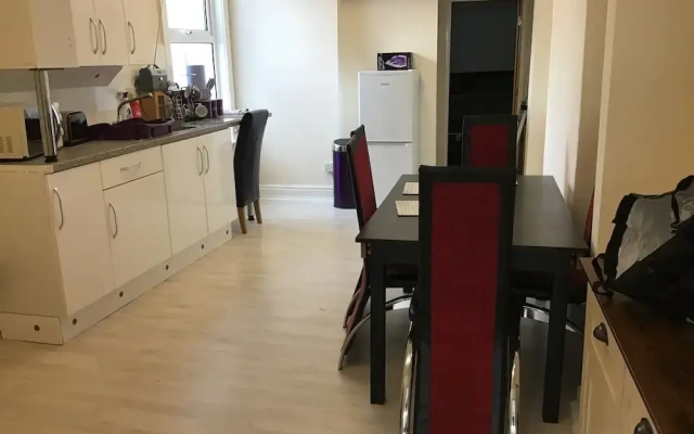 Immaculate 1-bed Apartment in Rhyl