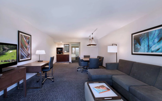 Embassy Suites by Hilton Palm Desert