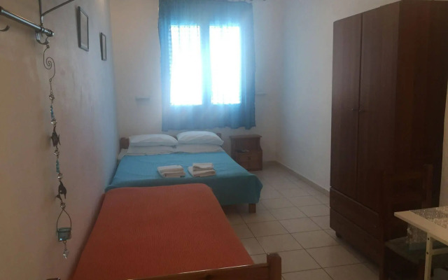 Apostolakis Rooms