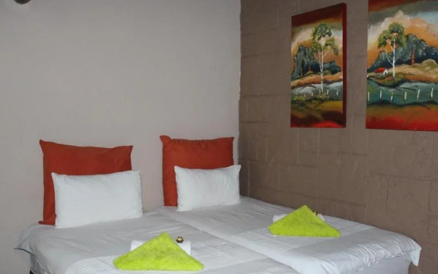 Motozi Lodge