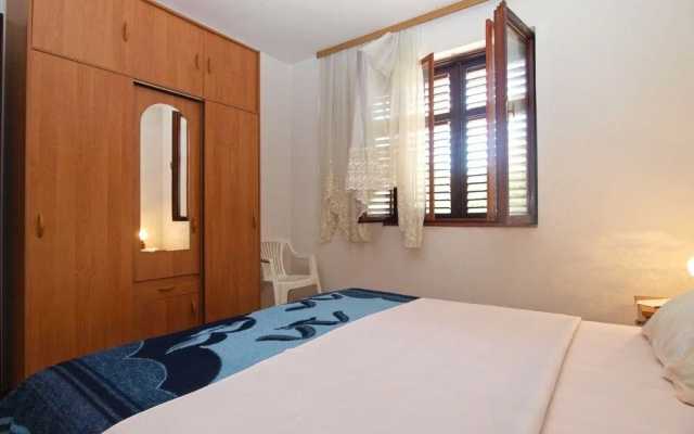 Apartment 1681