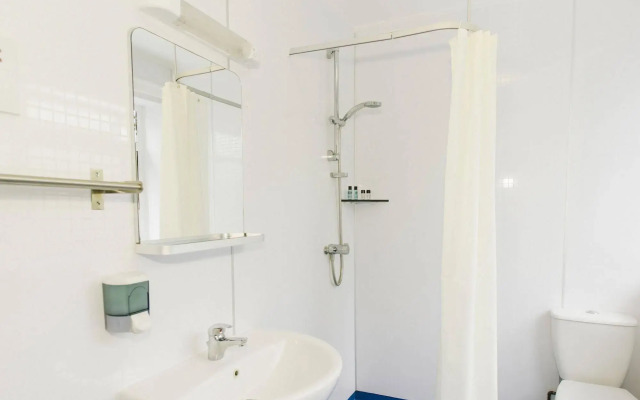 Palmers Lodge Hillspring At Willesden Green