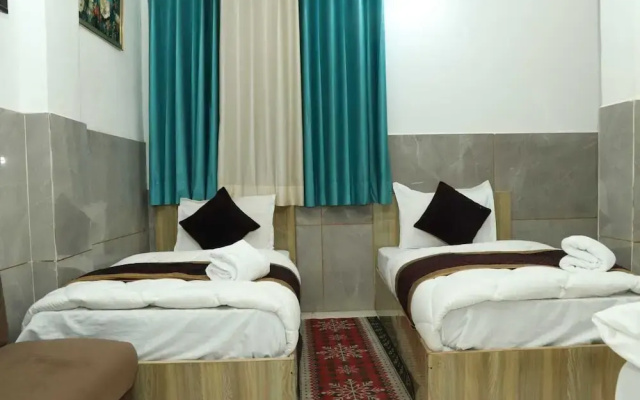 Hotel Sheeri Inn