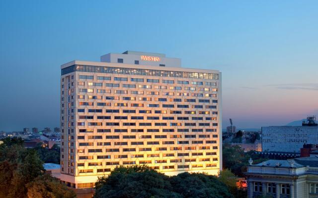 Отель The Westin Zagreb вид на фасад