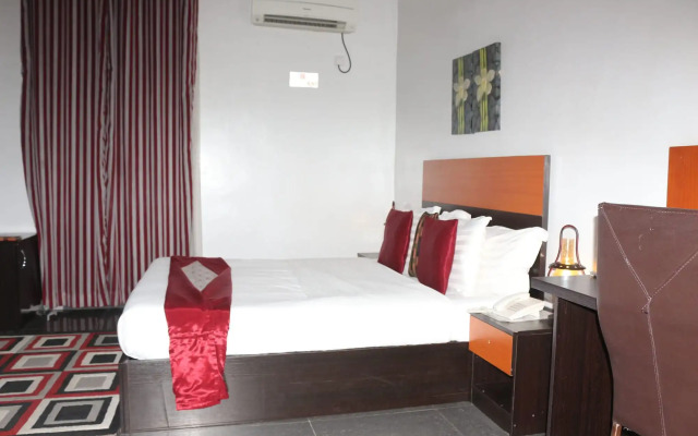 Fresh Spring Hotels & Towers