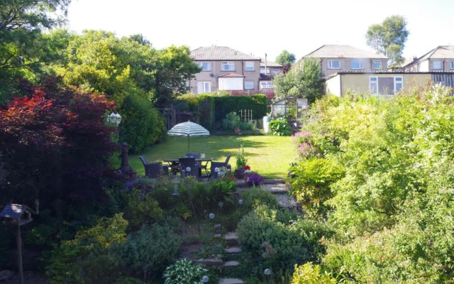 Ashtree House Bed And Breakfast