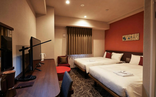 Y'sinn Naha Orokuekimae