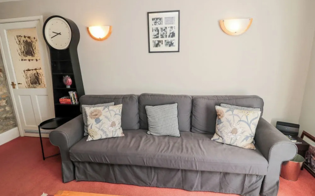 Simonside Apartment