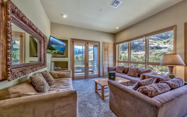 SC102 SnowCrest - 2 Br Condo