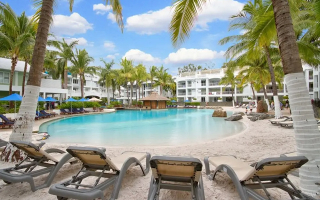 Penthouse 5134 Beach Club
