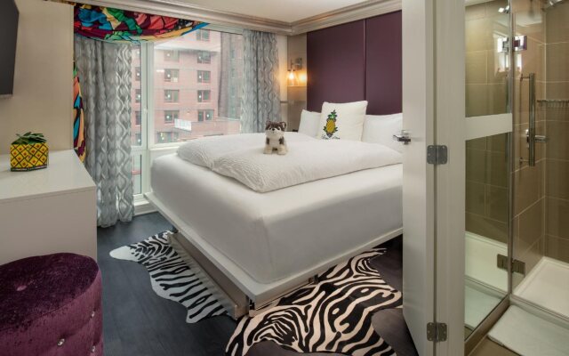 Staypineapple, An Artful Hotel, Midtown