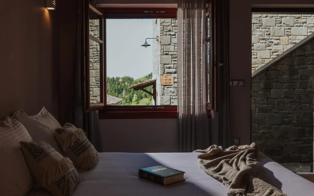 Rouista Tzoumerka Resort