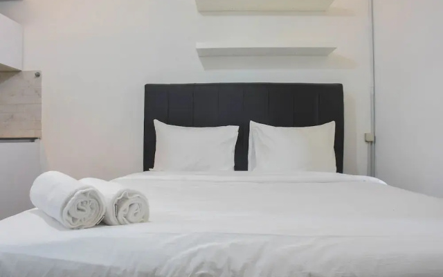 Comfort And Homey Studio At Amethyst Apartment