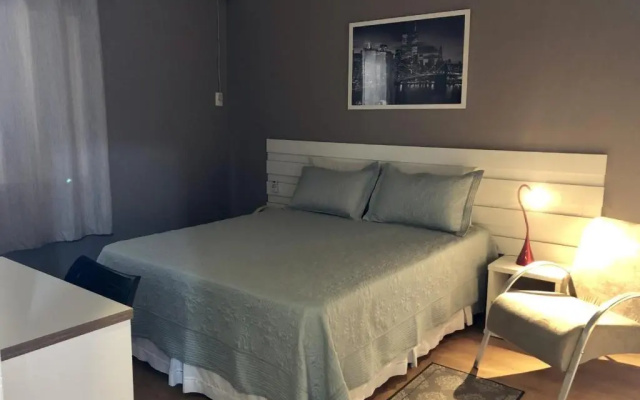 Regis Hotel II
