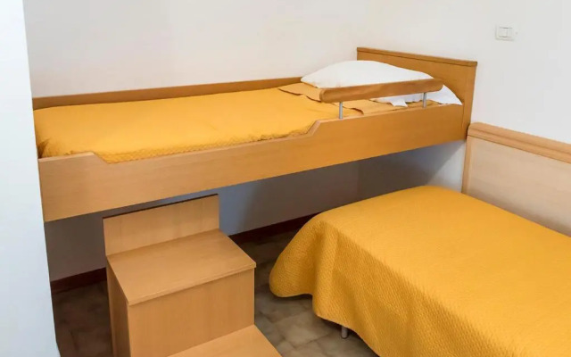 M35 - Marcelli, Trilocale Con Terrazzo E A/C