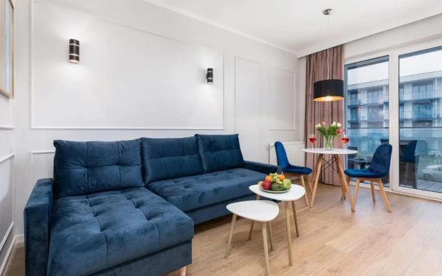 Apartment by the Lake Dziwnów by Renters