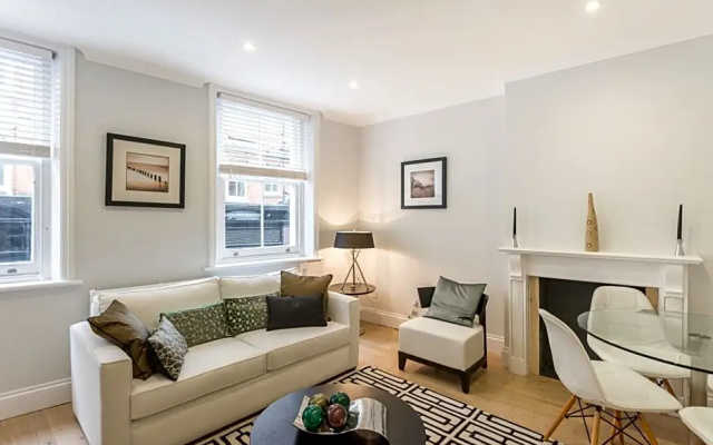 High Street Kensington Apartment