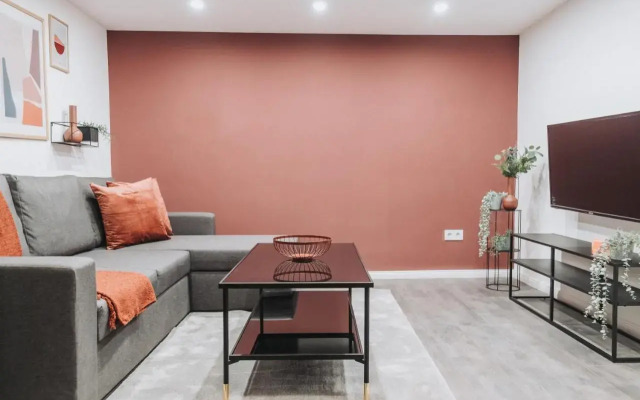 D84- Boutique Apartments, Best Location, by BQA