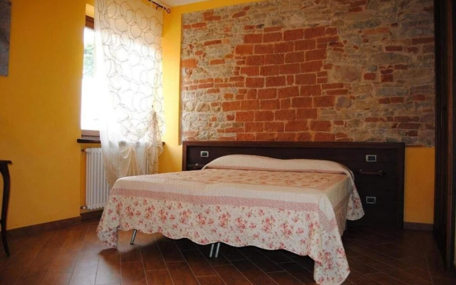 AllOmbra del Castello