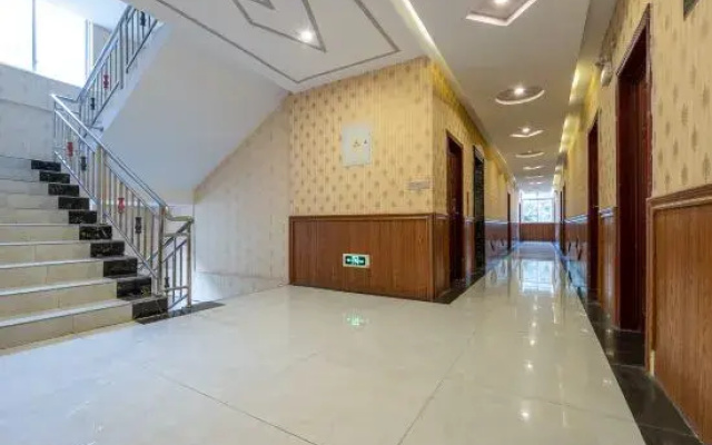 Kangba Pearl Hotel