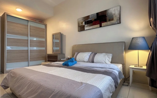 Premium Retreat Suite Icon City