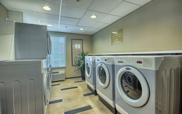 Candlewood Suites Columbus - Grove City by IHG