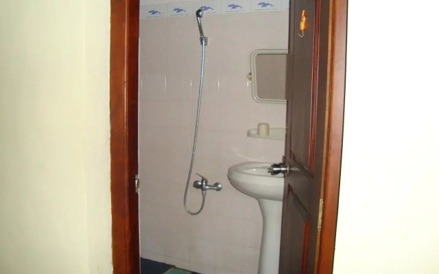 Namesh Hotel