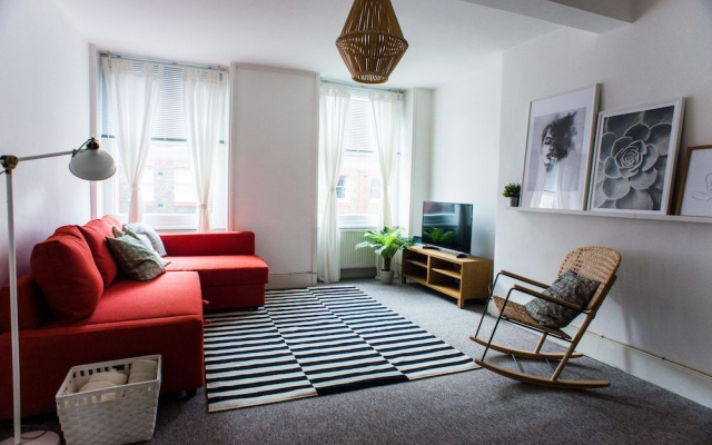 Baker Street Apartments by Allô Housing