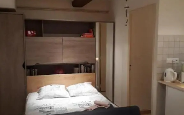 Les Capena 2