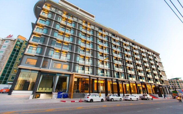 The Marina Phuket Hotel Патонг вид на фасад