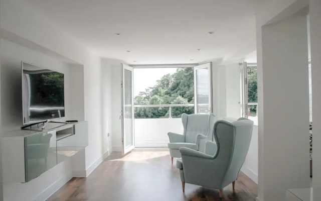Bayside House