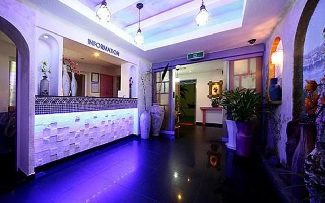 Metro 21 Hotel