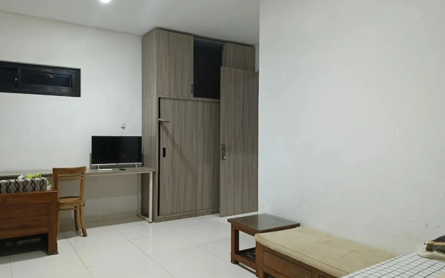 Hotel O near RSUD Haji Makassar formerly