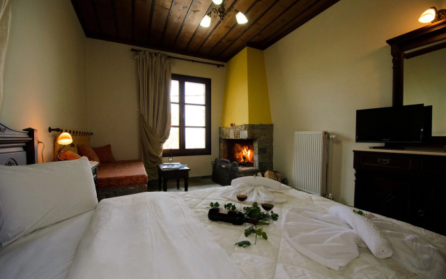 Atrapos Hotel