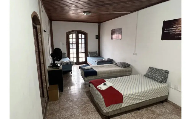 Haja Luz Pousada em Itaquaquecetuba