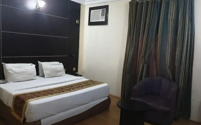 Ebiis Hotel