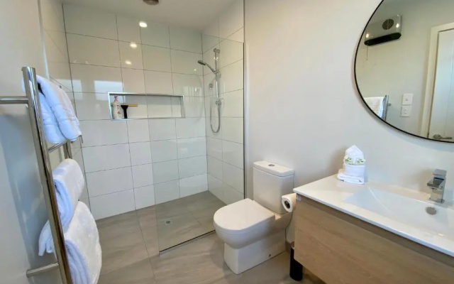 Stylish, Tasteful in Totara